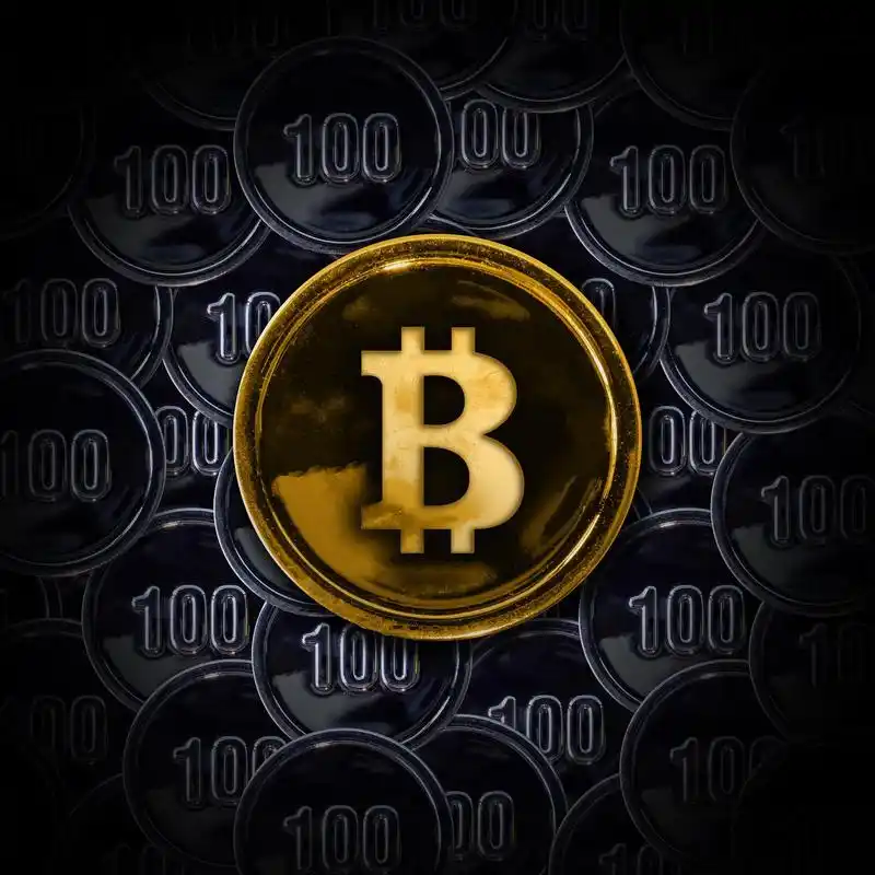 Bitcoin mining farm utilizing renewable energy sources